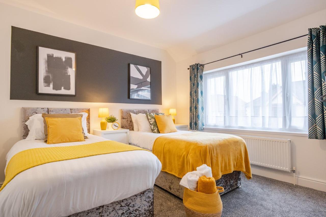 Hazel House Apartment Уест Бромуич Екстериор снимка
