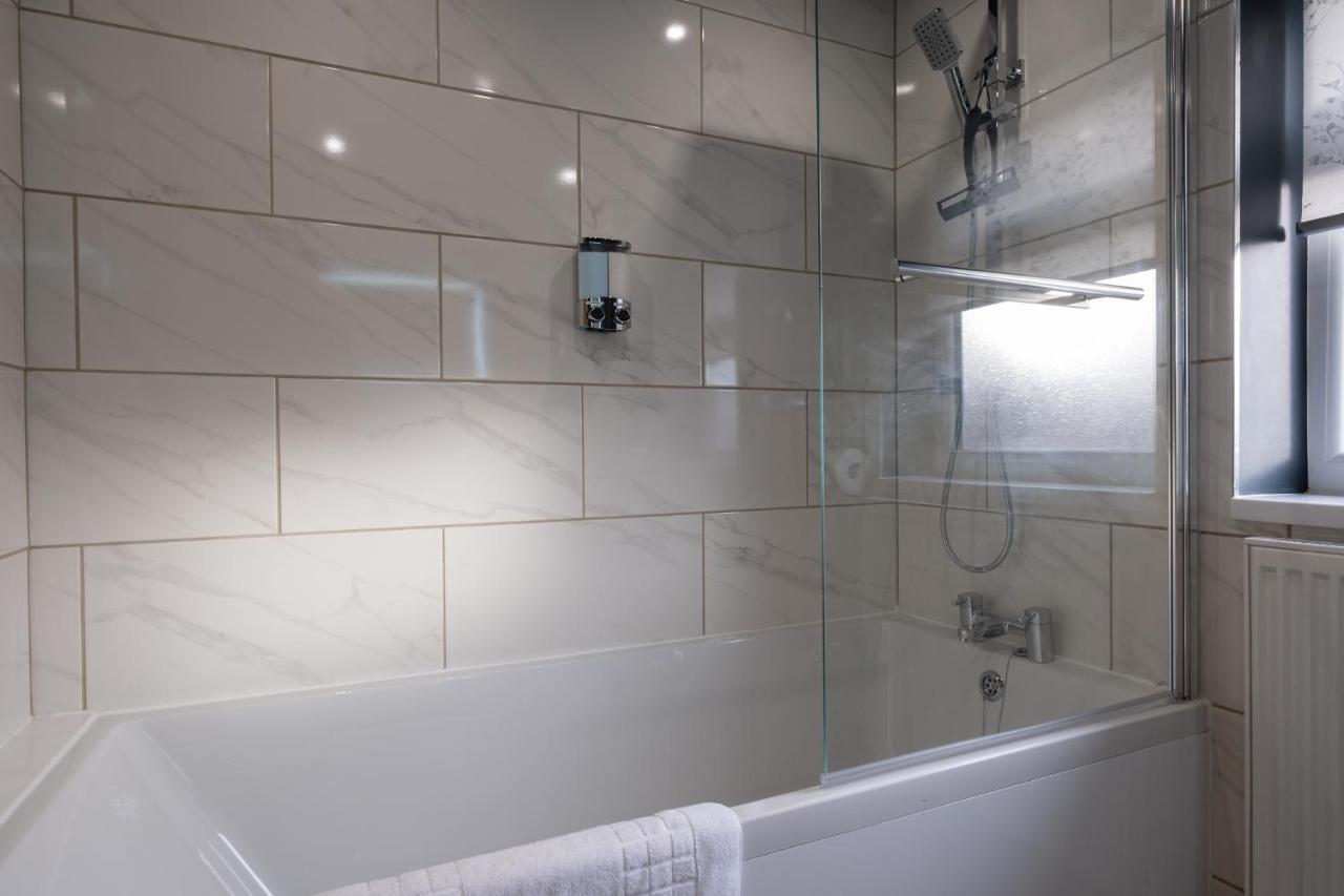 Hazel House Apartment Уест Бромуич Екстериор снимка