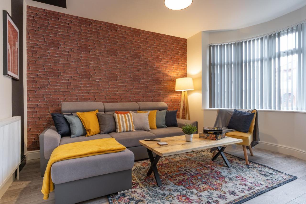 Hazel House Apartment Уест Бромуич Екстериор снимка