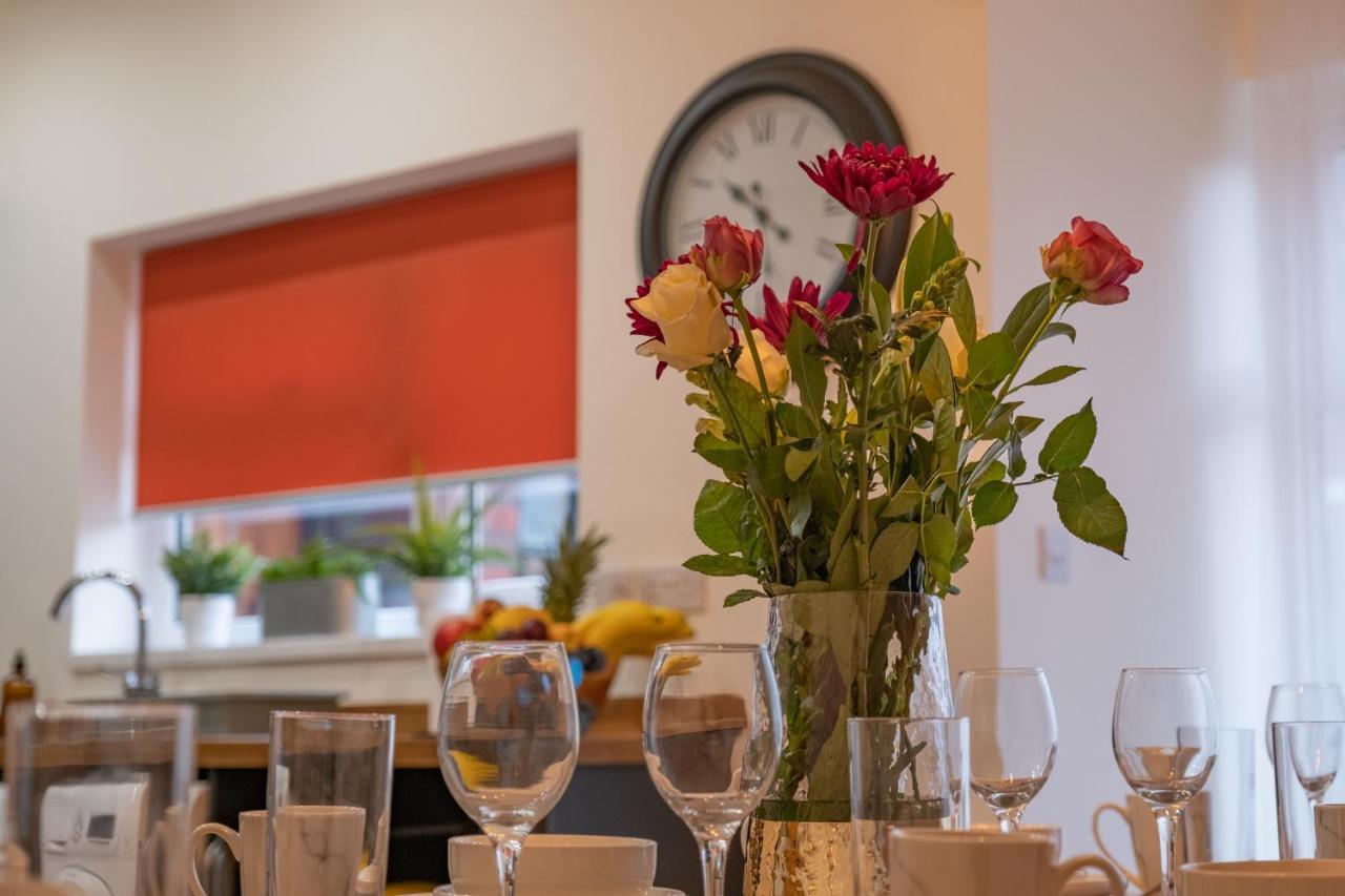 Hazel House Apartment Уест Бромуич Екстериор снимка